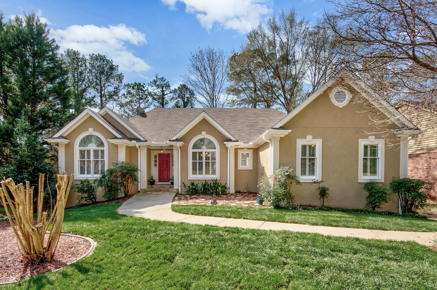 1100 Cedar Knoll Drive
