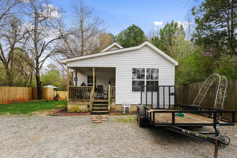277 Poplar Road
