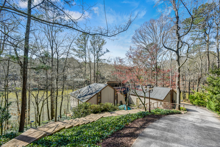 4293 Highland View