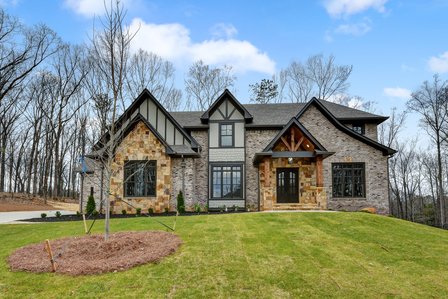 331 Summer Garden Drive