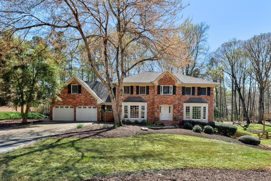 4220 Chimney Lake Drive