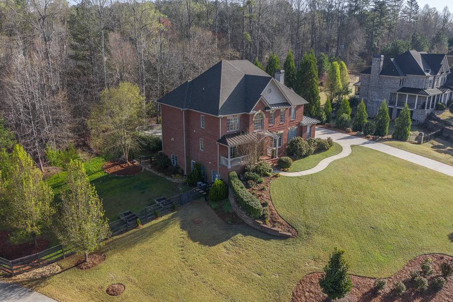 385 Creek Point