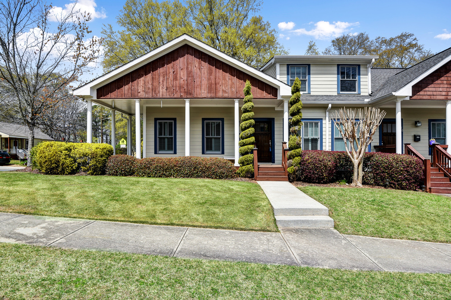 782 Frasier Circle
