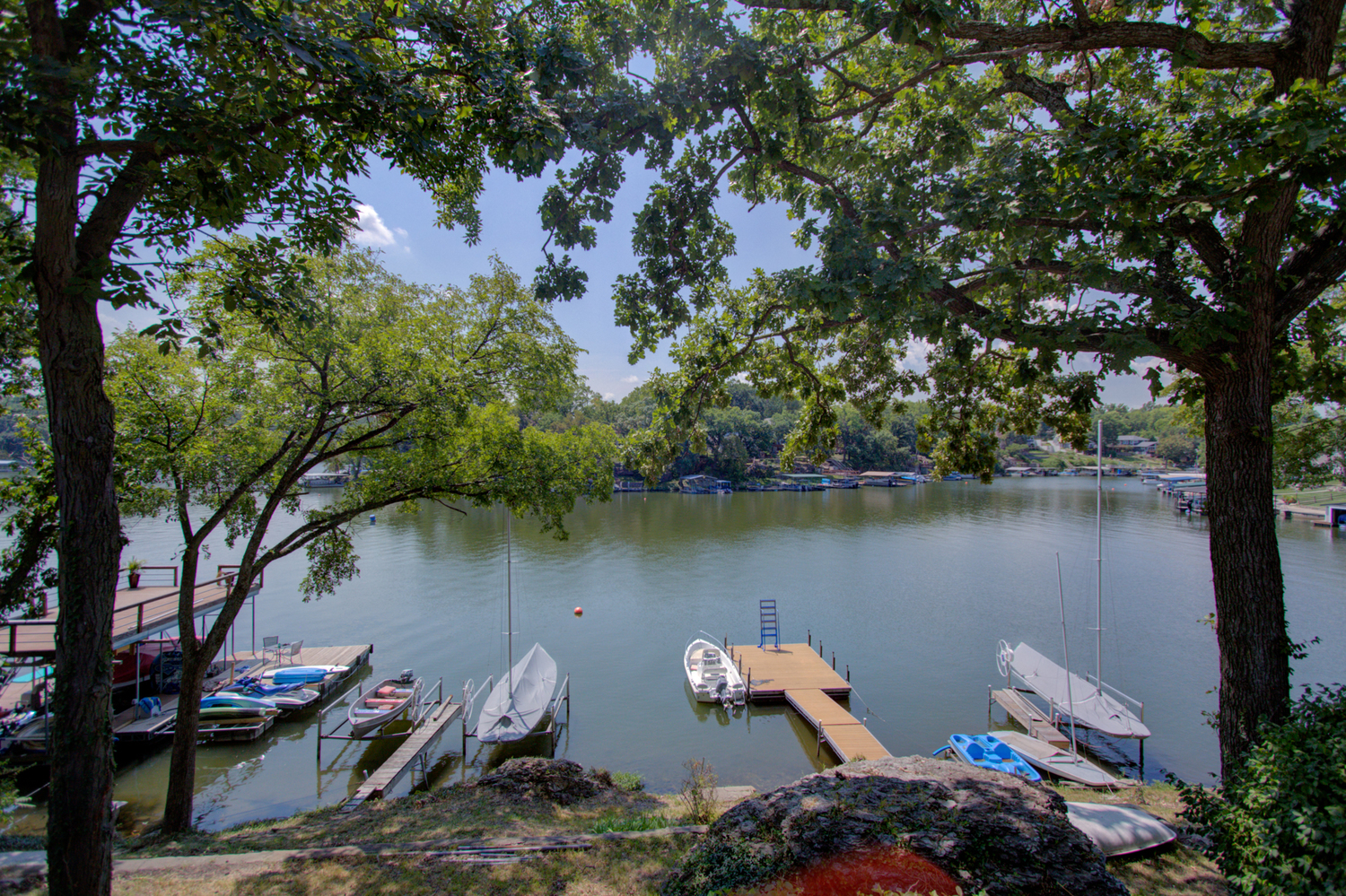 33 H St, Lake Lotawana, MO, 64086