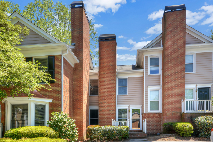 7500 Roswell Rd Unit 20