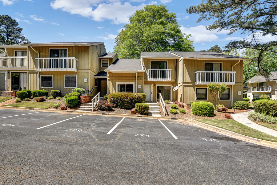 724 Somerset Court 