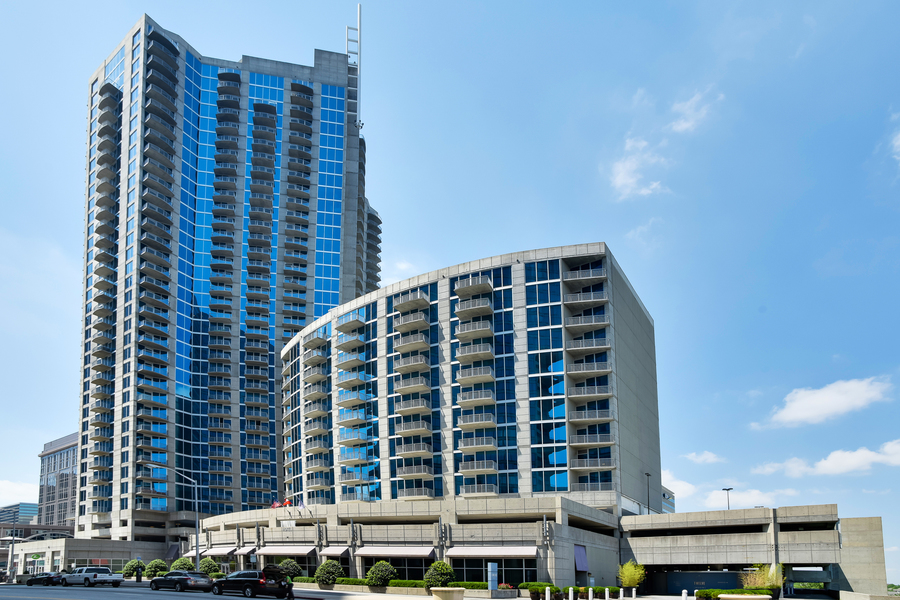 400 W Peachtree Street Unit 3512