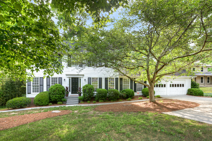 4945 N Peachtree Rd 