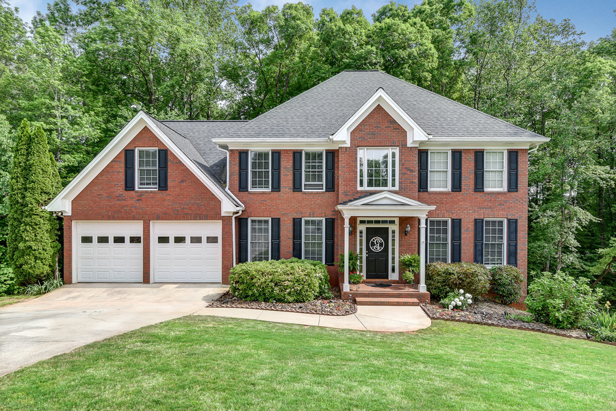 9005 Riverwood Lane
