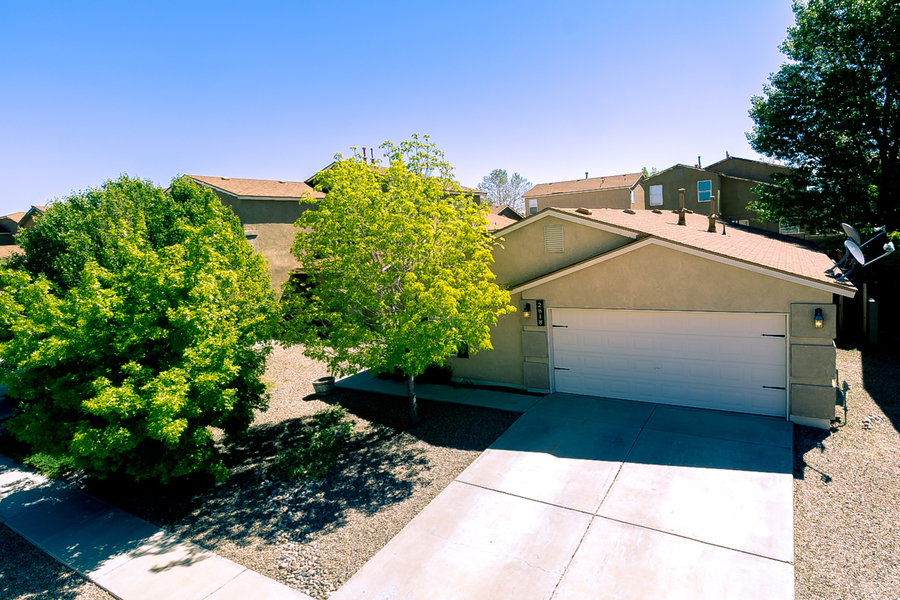 2818 Solano Del Sol NE