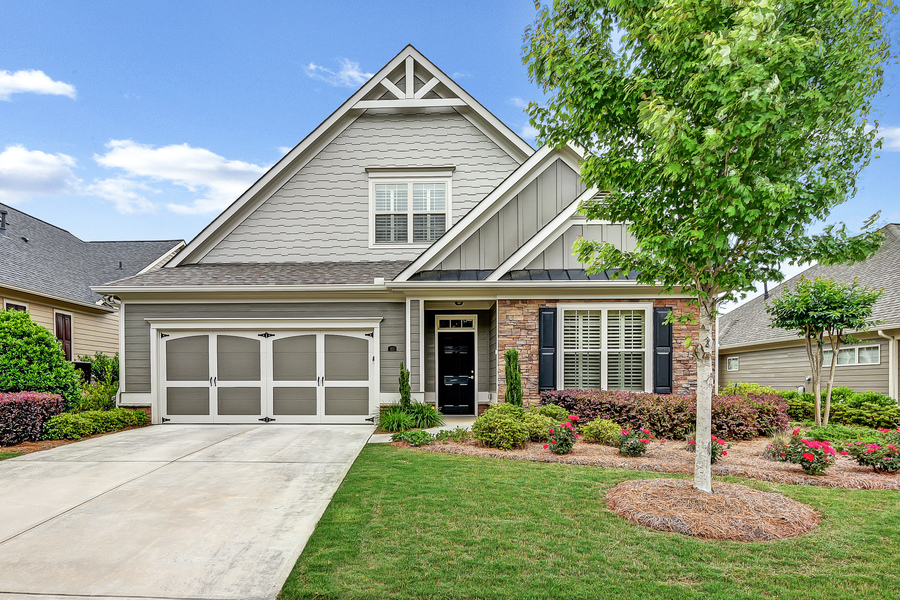 313 Shade Tree Circle
