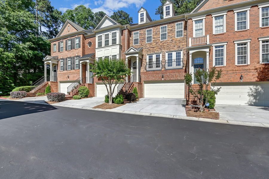 4665 Wehunt Commons Drive