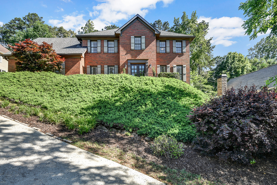 11195 Highfield Chase Drive
