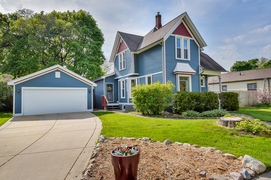 338 N Commonwealth Ave