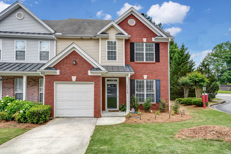 2624 Avery Park Circle 