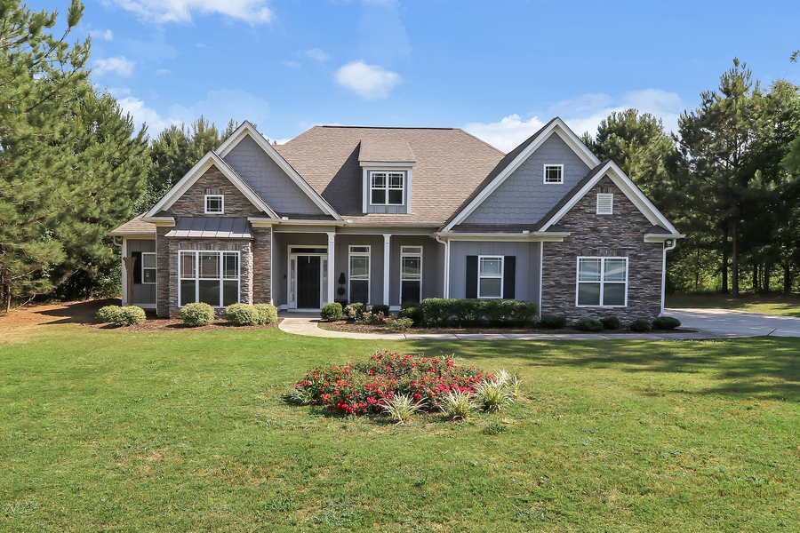 105 Honey Lane 