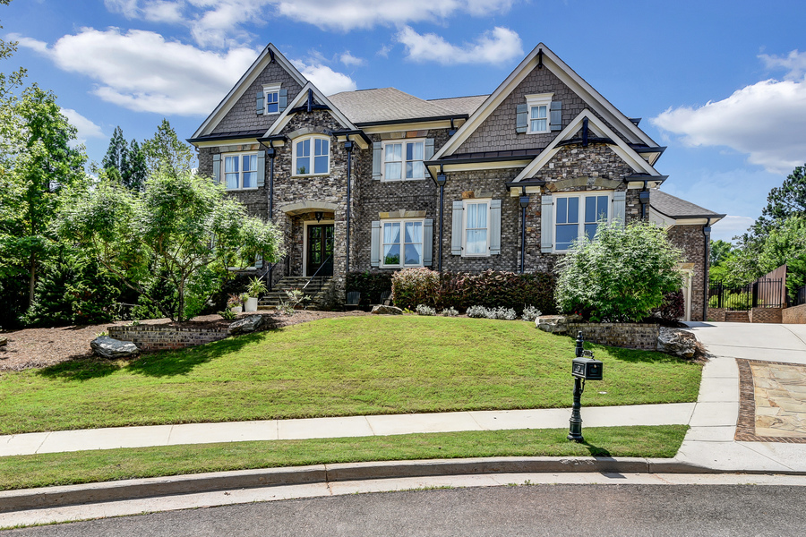 5272 Lacosta Lane