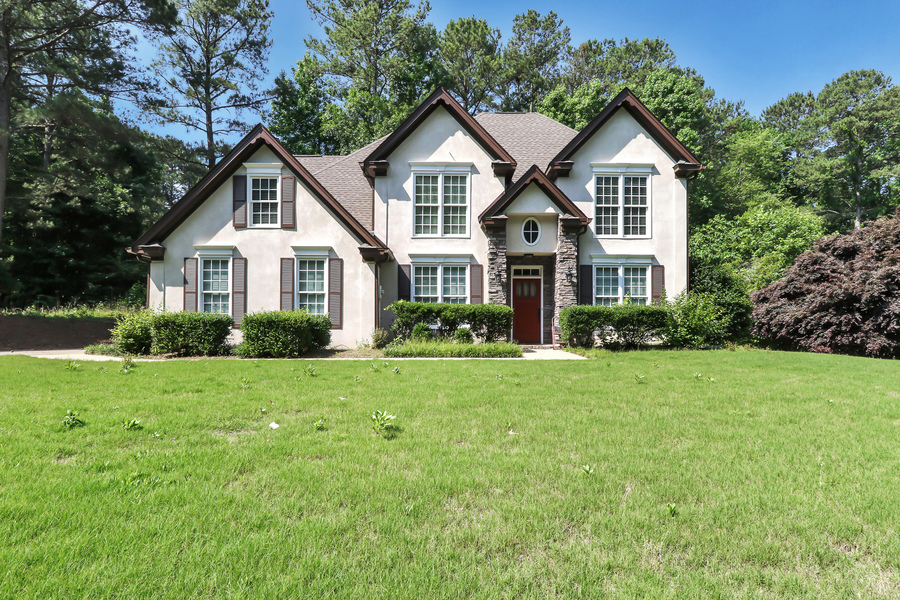 120 Golfview Club Drive