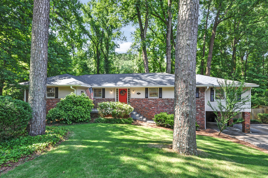3015 Lavista Court