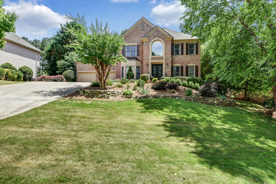 4402 Lake Chimney Place