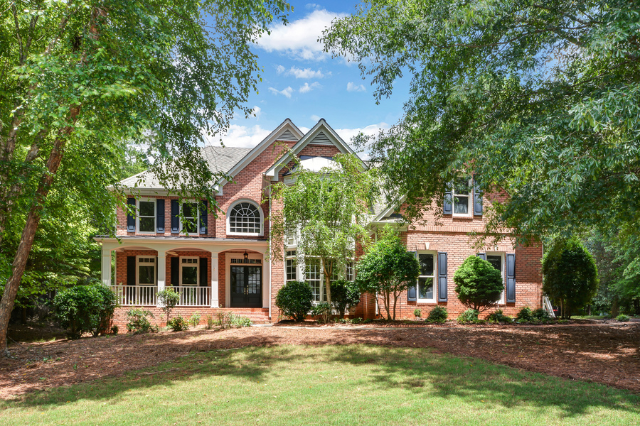 525 Stonehaven Drive