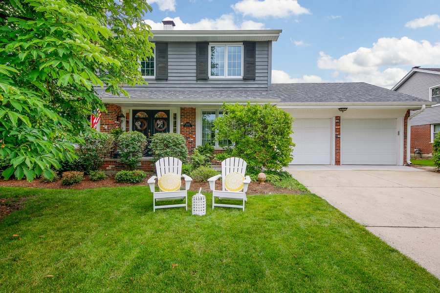 2S155 Sheffield Rd