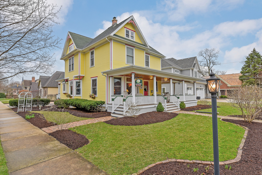 26 N Eagle St