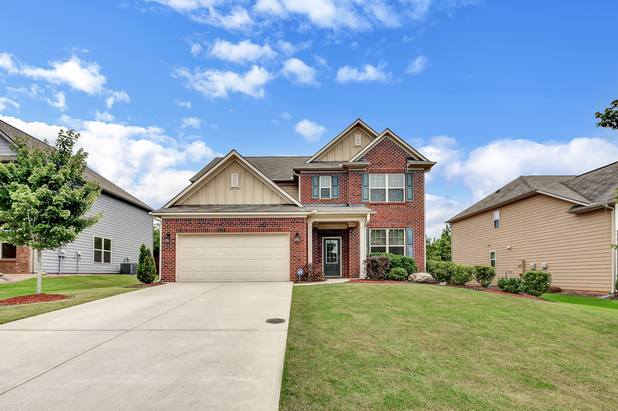 5970 Bluff Heights Drive