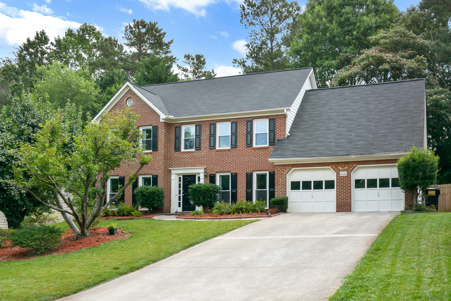 2596 Loring Road