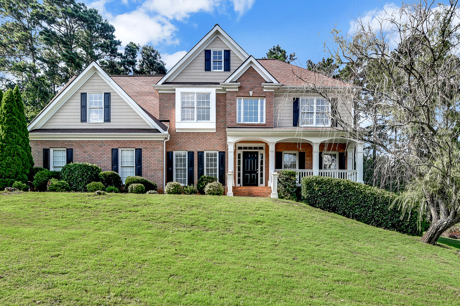 3035 Sawnee Lake Lane