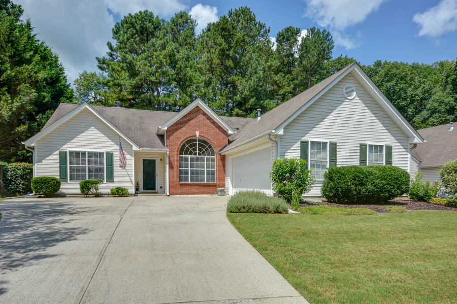1260 Heatherton Road