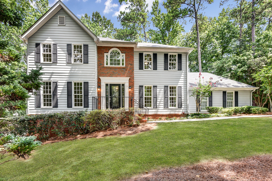3708 Robinson Walk Court