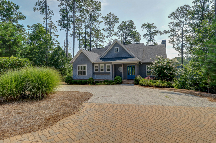 93 Lake Club Loop