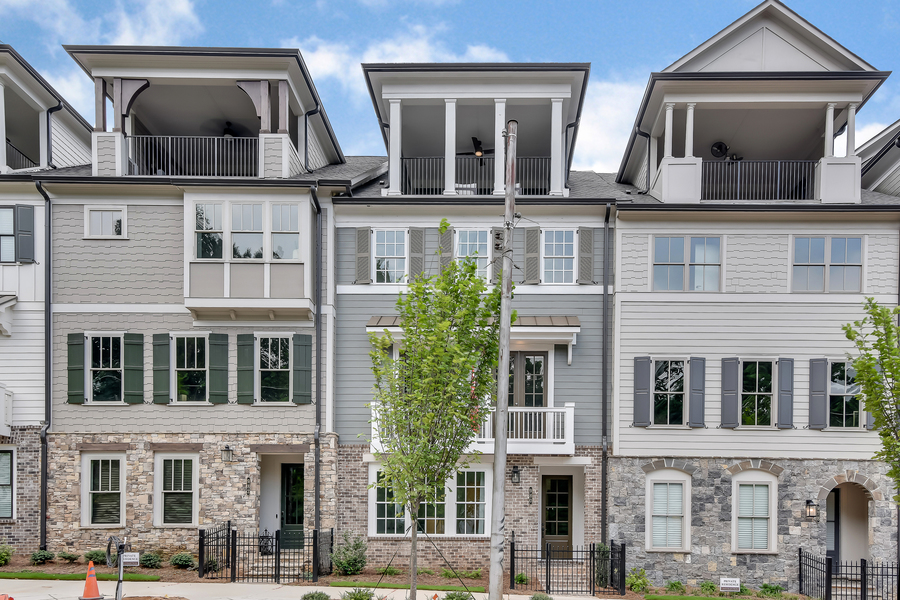 985 Memorial Drive Unit 7 | Model Home | Heritage on Memorial