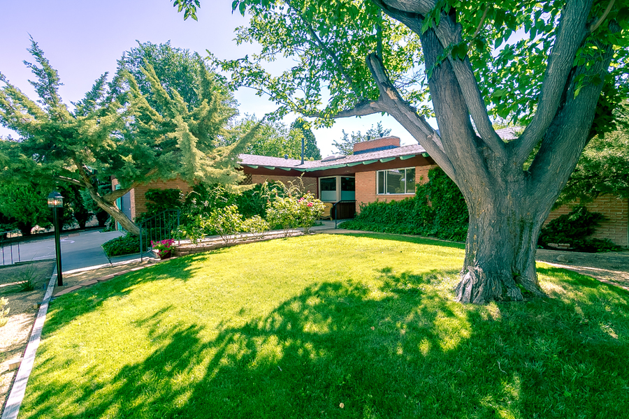 2508 Harold Place NE