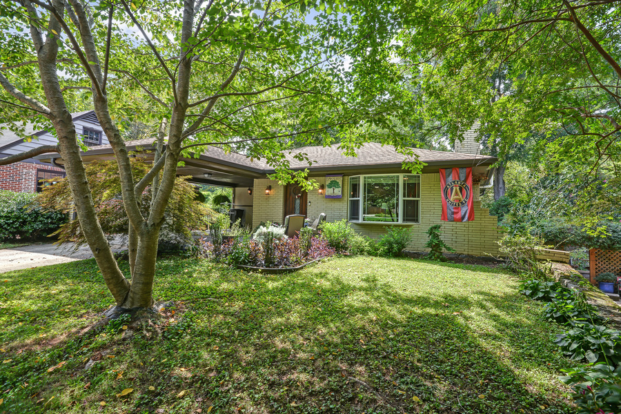 323 2nd Ave