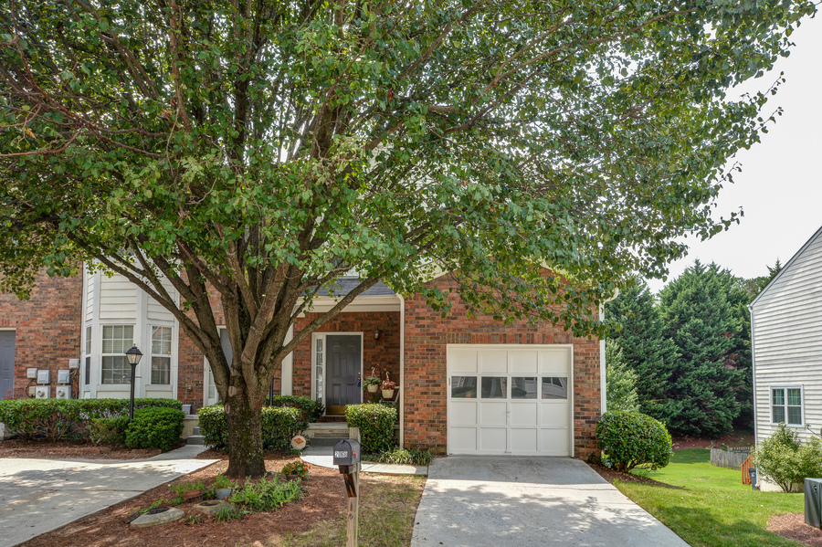 2068 Pinnacle Pointe