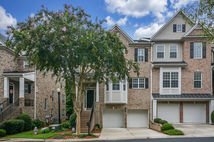 3060 Woodwalk Drive