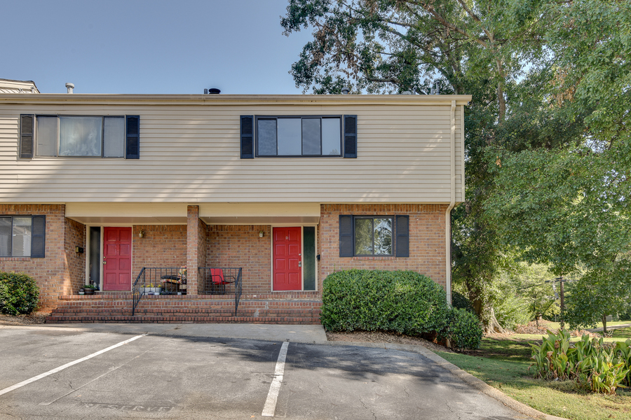 3342 Northcrest Road