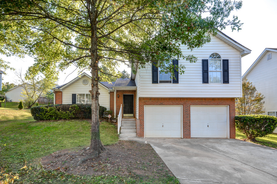 2851 Cedar Trace Drive