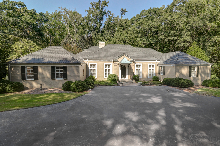 7 Woodbine Drive