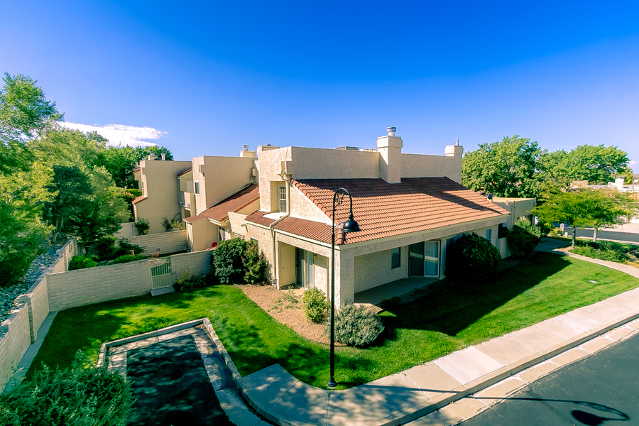 6428 Dorado Beach NE