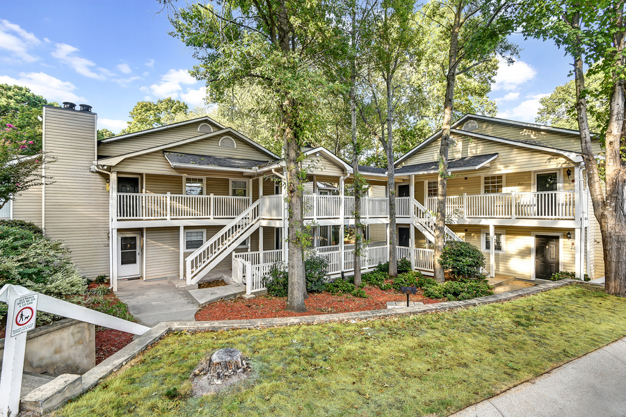 202 Augusta Drive SE