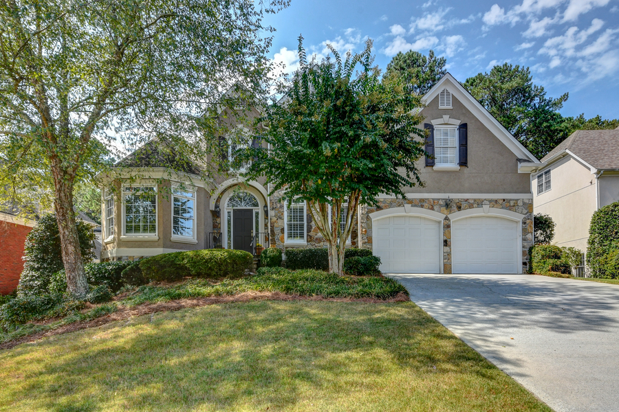 17 Peppertree Court NE