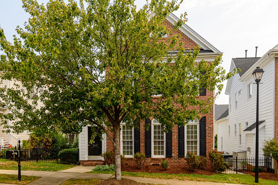 319 Commons Walk Circle