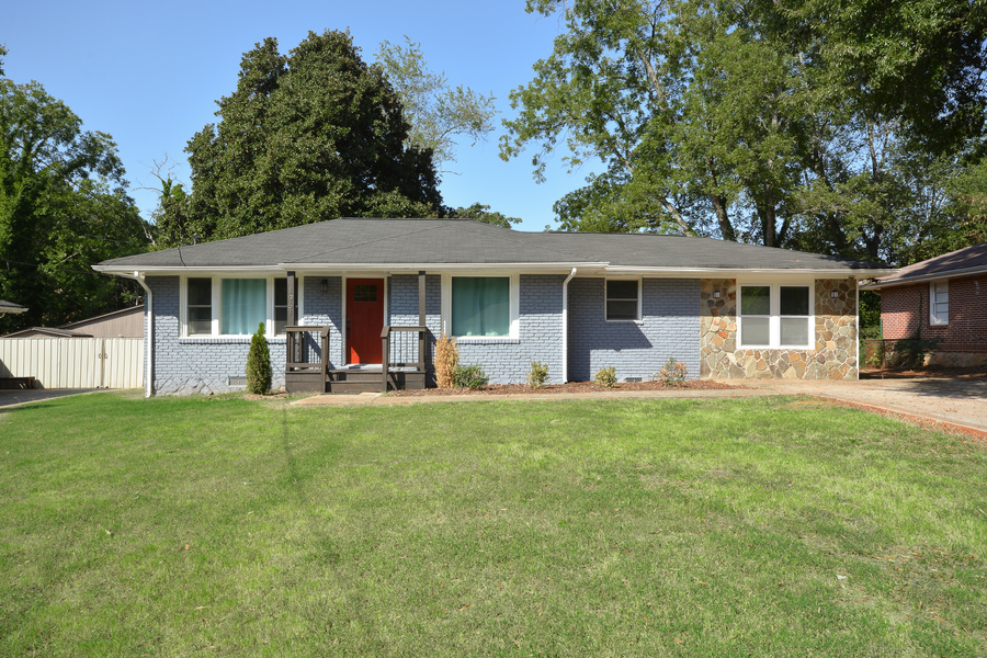1961 South Columbia Place