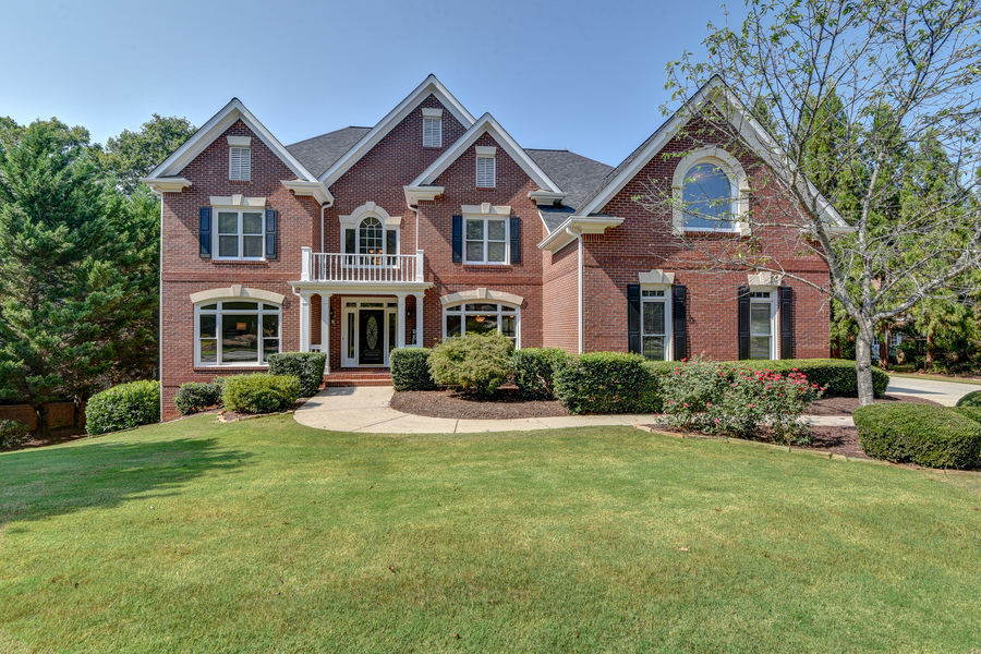 855 Autumn Close