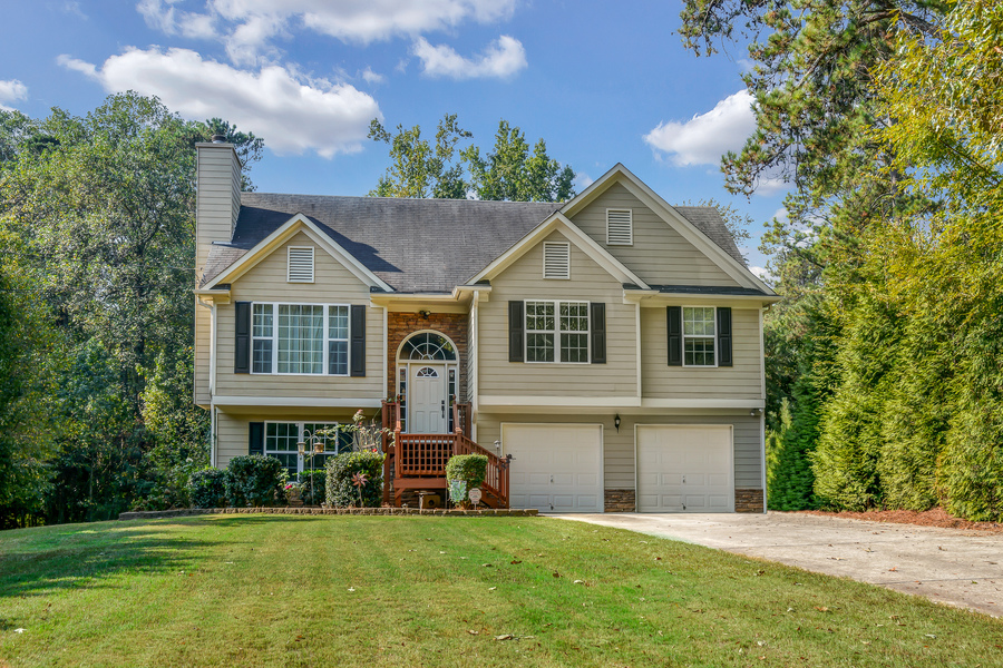 3548 Herren Drive SW