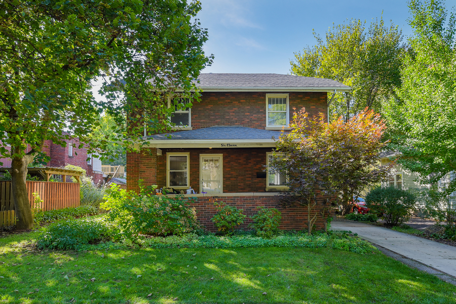 611 N Ellsworth