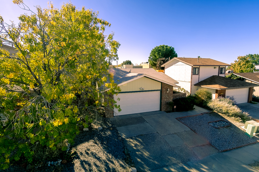 10326 Oso Grande Rd. NE